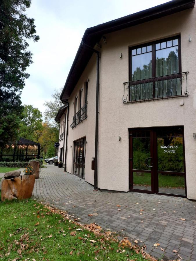 Hotel Pils With Self-Check In Sigulda Kültér fotó