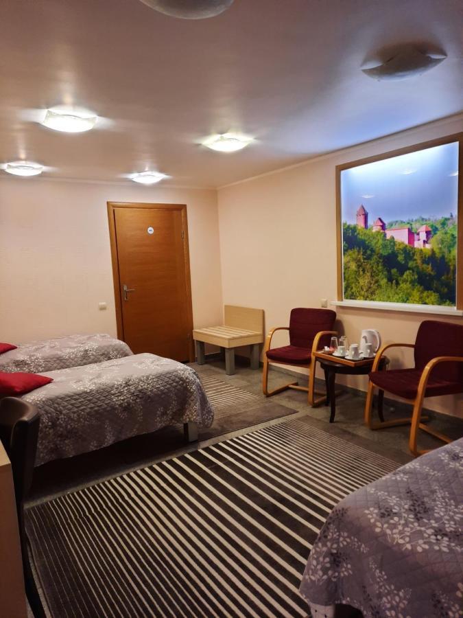 Hotel Pils With Self-Check In Sigulda Kültér fotó
