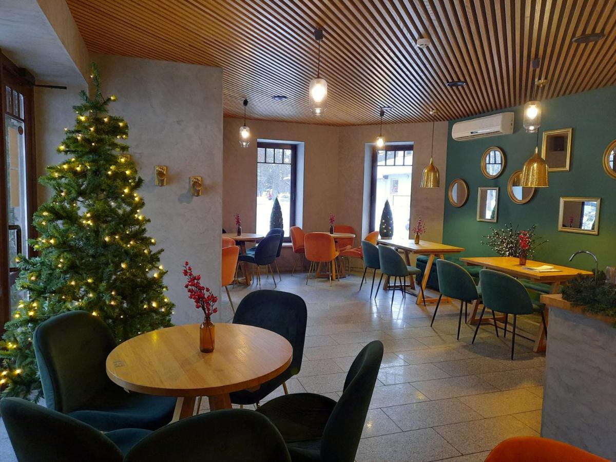 Hotel Pils With Self-Check In Sigulda Kültér fotó