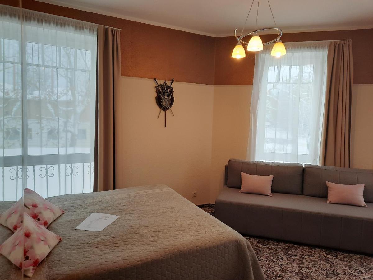 Hotel Pils With Self-Check In Sigulda Kültér fotó